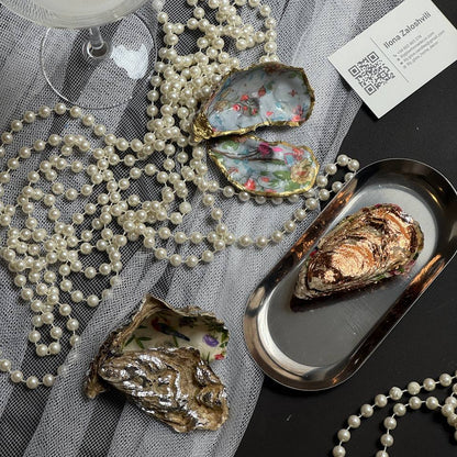 Oyster shell jewelry box for storing rings and small accessories – Lily Glow Decor