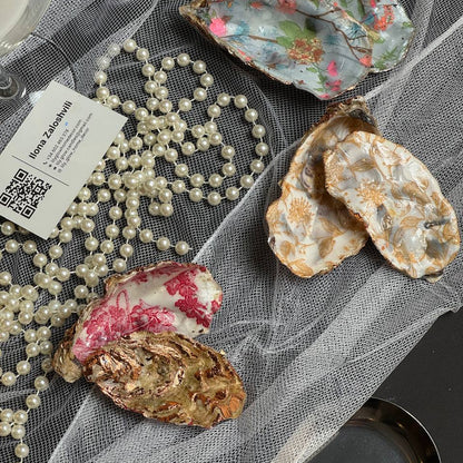 Oyster shell jewelry box for storing rings and small accessories – Lily Glow Decor