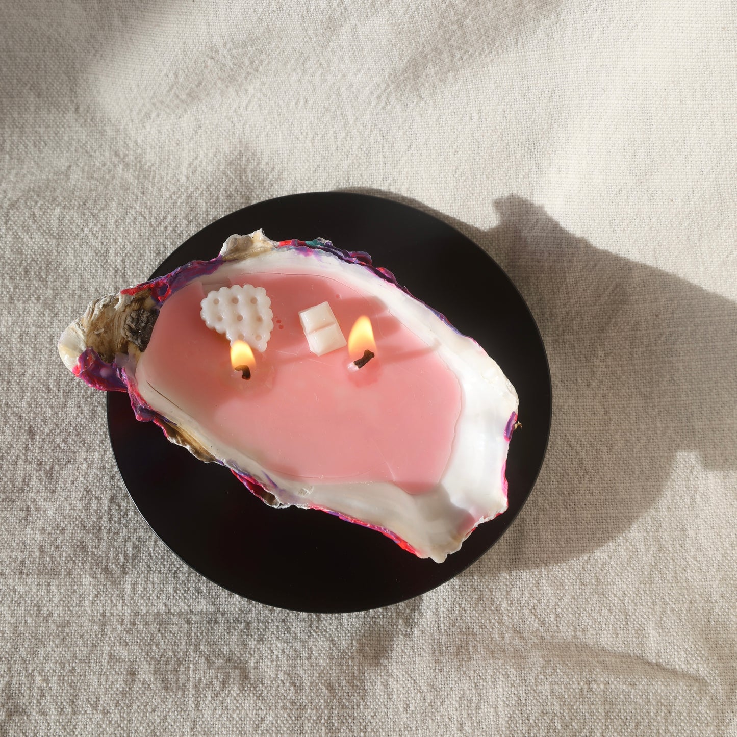  Round black candleholder with seashell candle by Lily Glow Decor