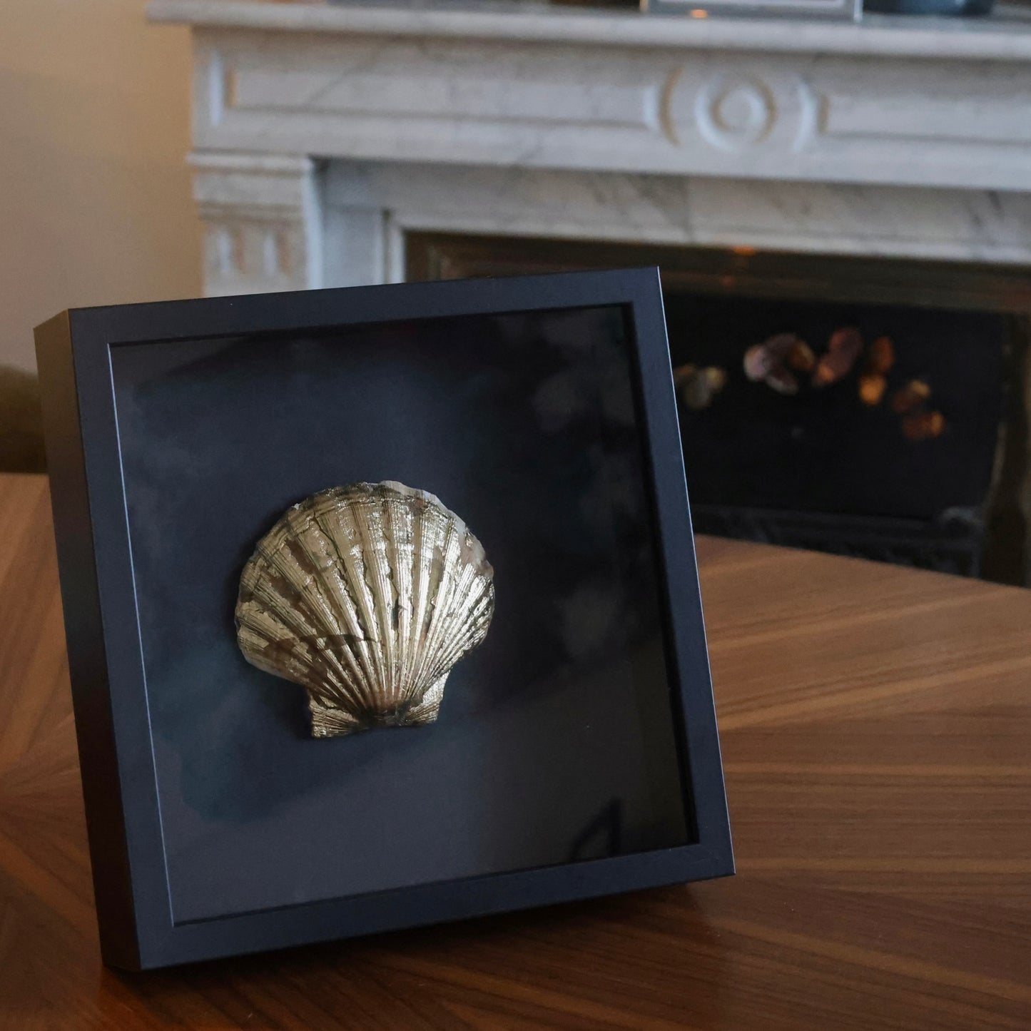 Oyster in a frame №4