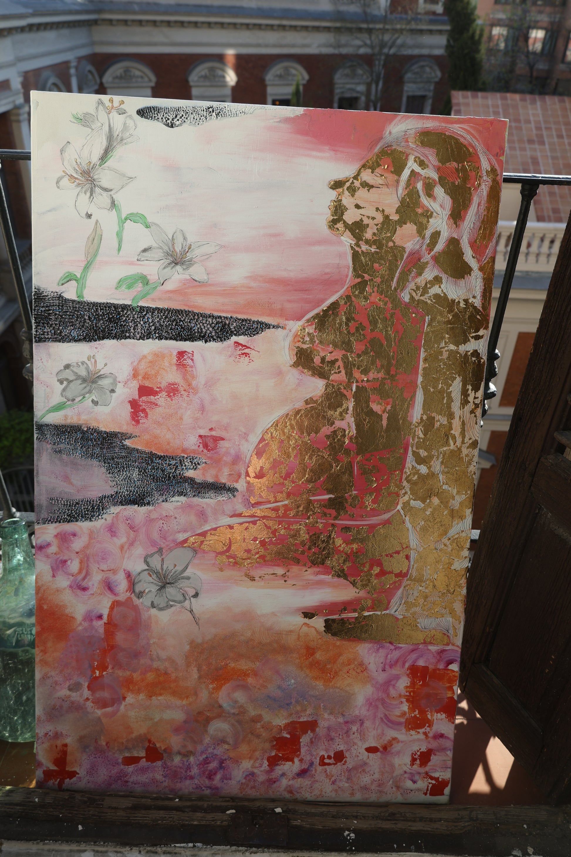 Abstract feminine silhouette with gold leaf on pink canvas – Lily Glow Home Decor