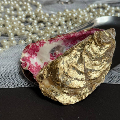 Oyster shell jewelry box for storing rings and small accessories – Lily Glow Decor