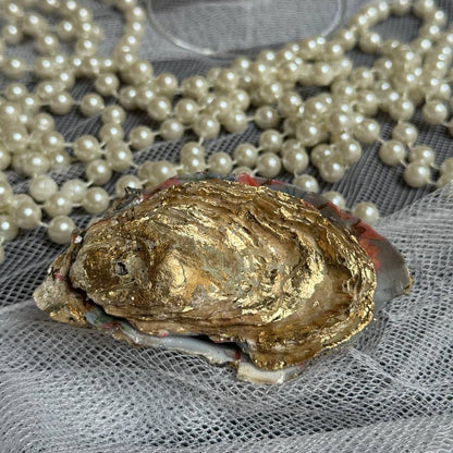 Oyster shell jewelry box for storing rings and small accessories – Lily Glow Decor