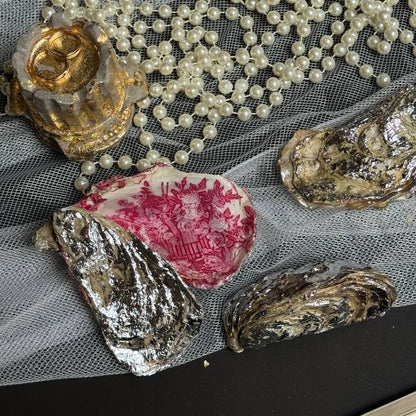 Oyster shell jewelry box for storing rings and small accessories – Lily Glow Decor