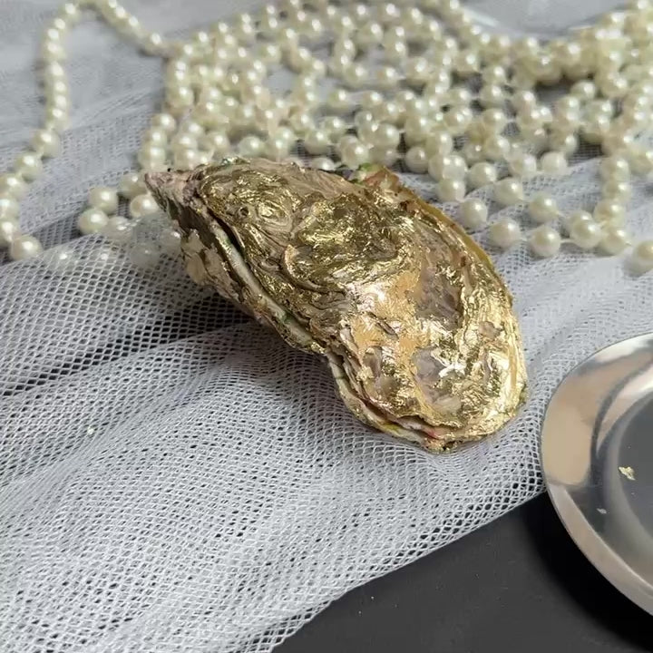 Oyster shell jewelry box for storing rings and small accessories – Lily Glow Decor