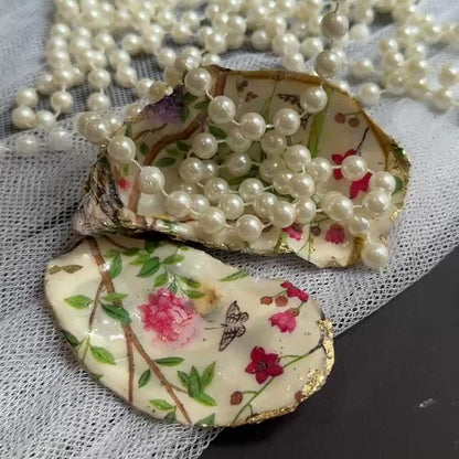 Oyster shell jewelry box for storing rings and small accessories – Lily Glow Decor